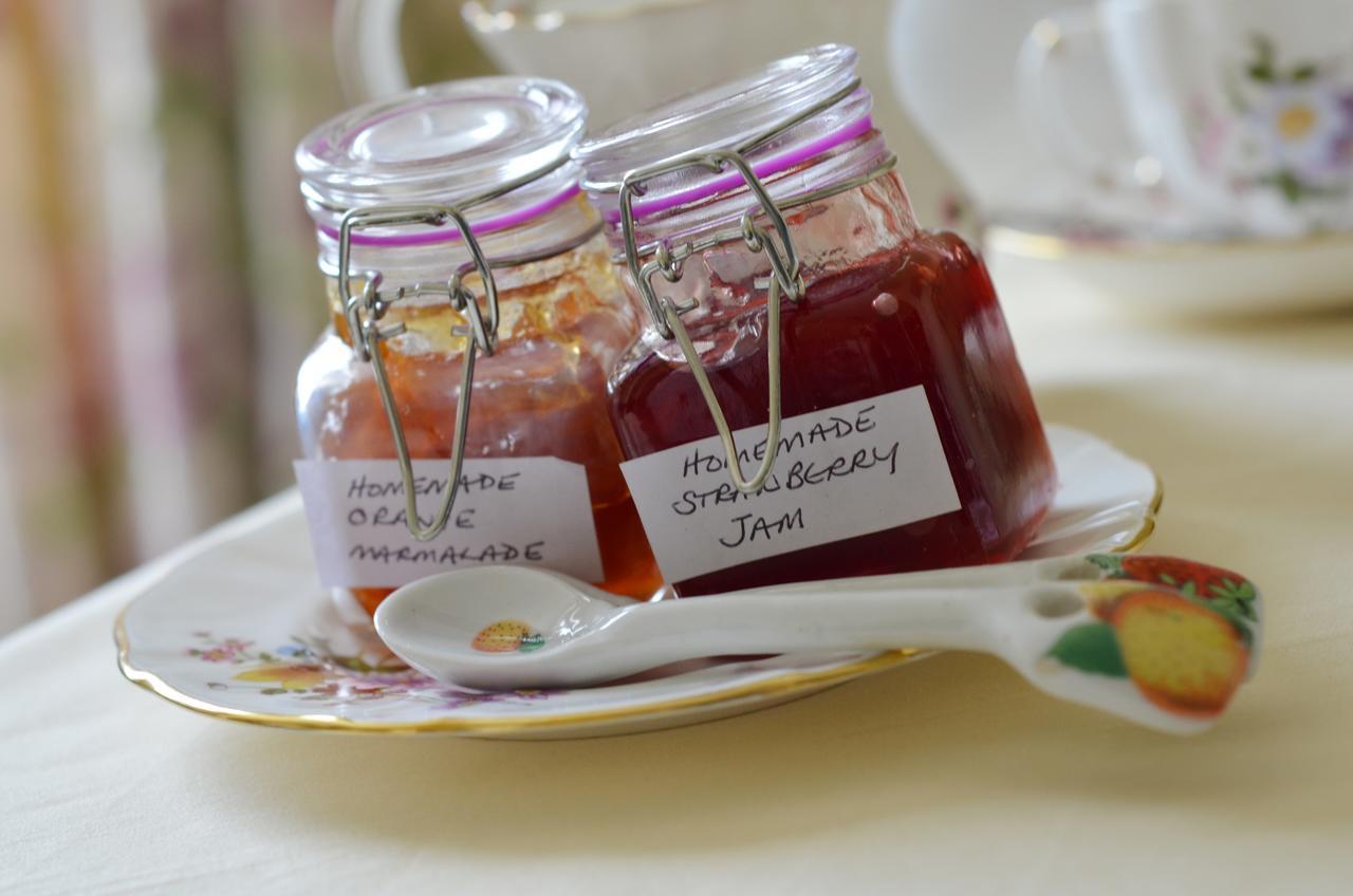 Fern Bank Bed & Breakfast Great Rowsley Dış mekan fotoğraf