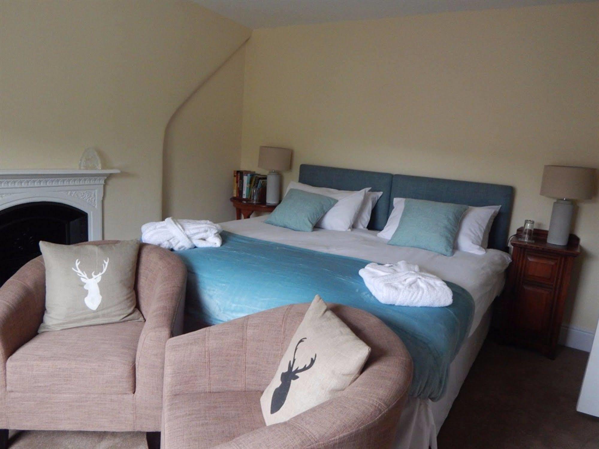 Fern Bank Bed & Breakfast Great Rowsley Dış mekan fotoğraf